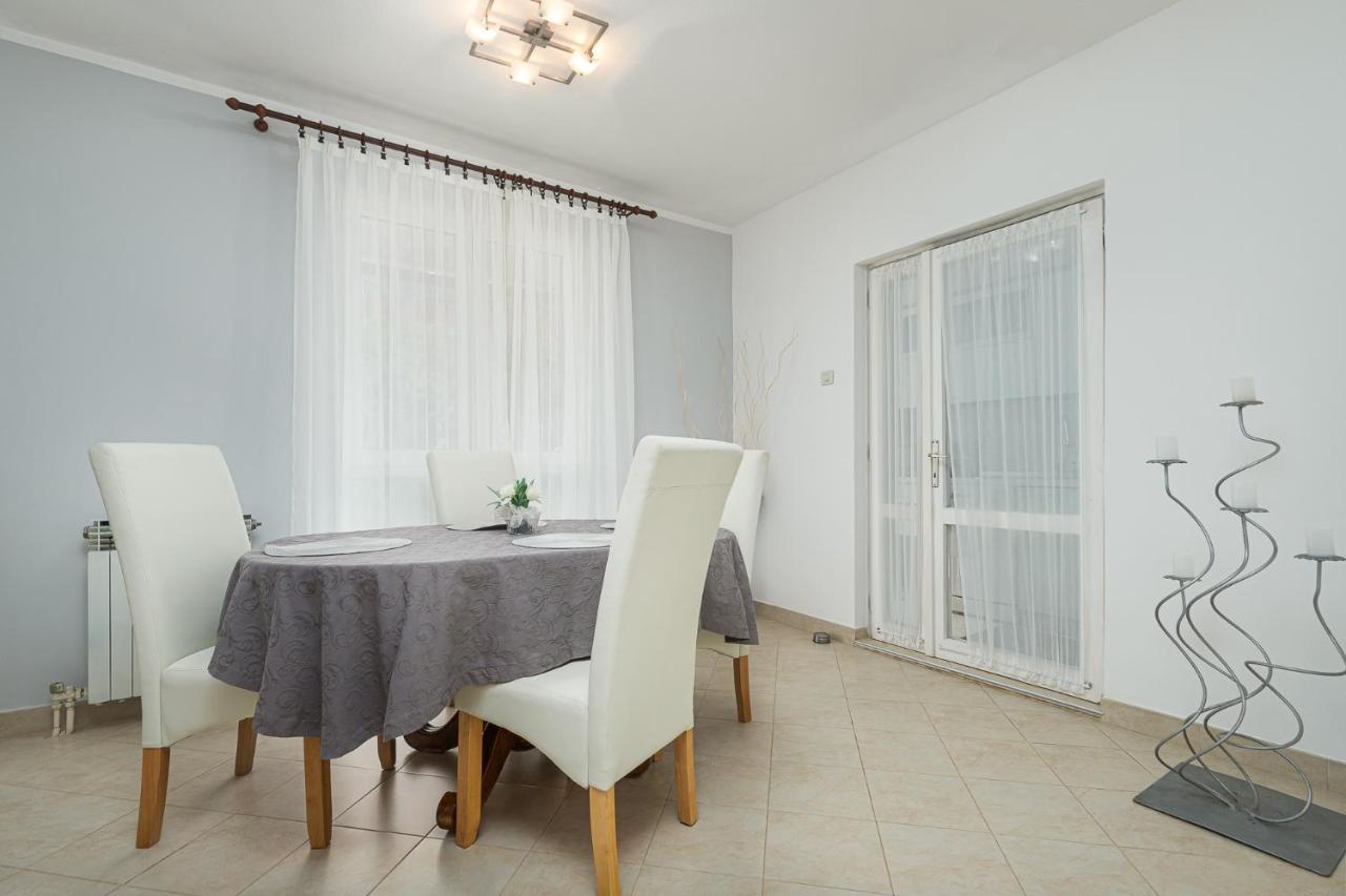 Dea B4+1 Apartment Porec Ngoại thất bức ảnh
