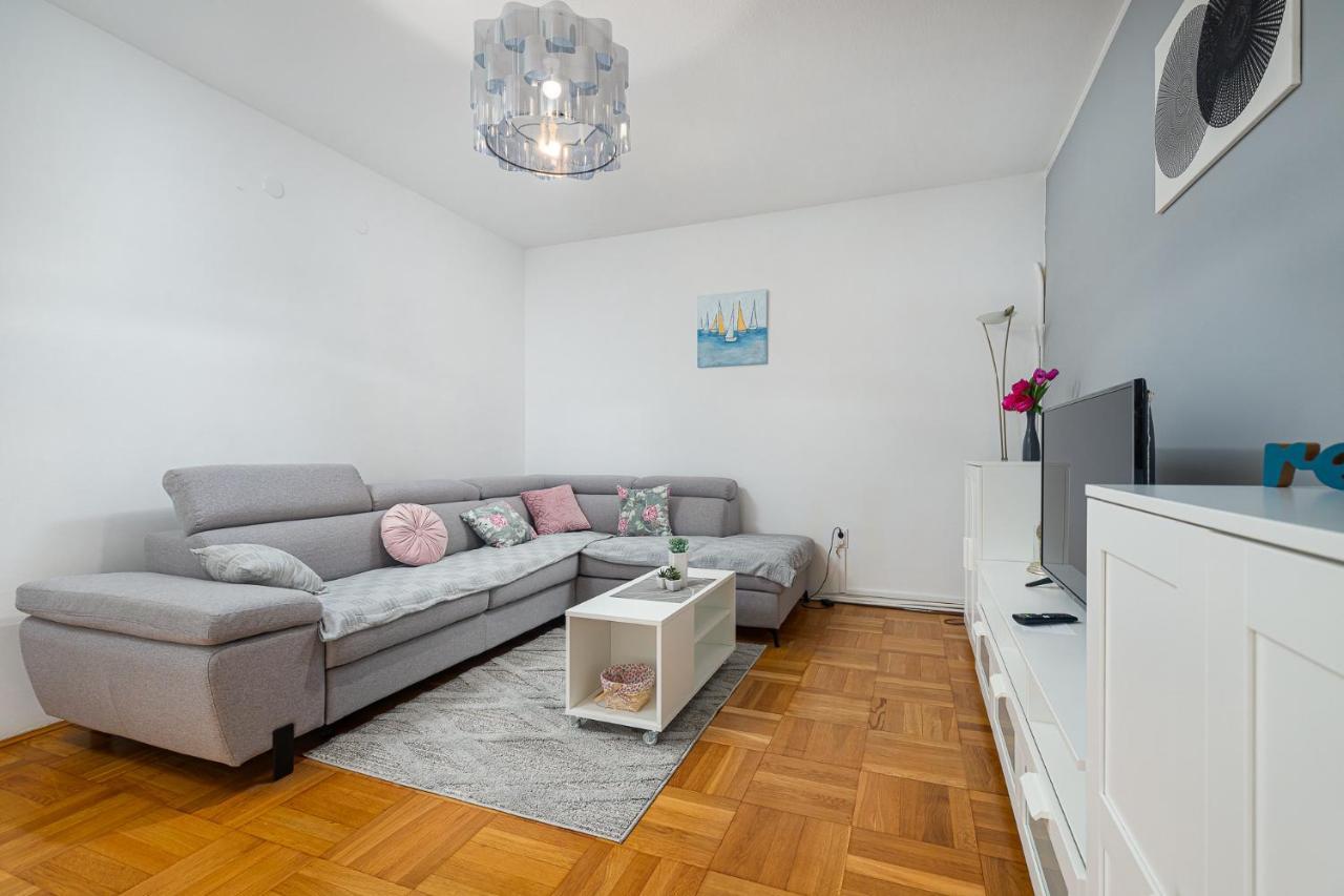 Dea B4+1 Apartment Porec Ngoại thất bức ảnh